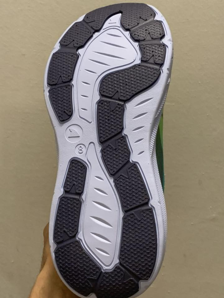 قياس 41 عل 15 الف لاول تم يدلل روعة كوالتي يخبل وخفيف للقدم
@إشارة


**إذا كنت صاحب هذا الإعلان وتريد حذفه لأي سبب، رجاءا أرسل رسالة إلى الدعم الفني**