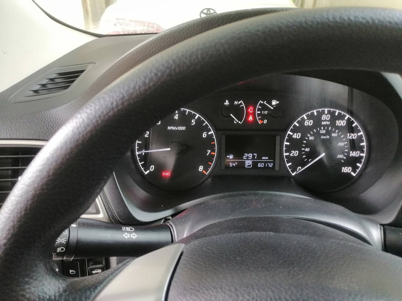 نیسان سینترا 2017 رقم نينوي باسمي شرط التحويل حادث السيارة جاملغ امامي سكن فقط بارشود استيرن والدشبول والسعر ١١٣ رقم التلفون ***********
