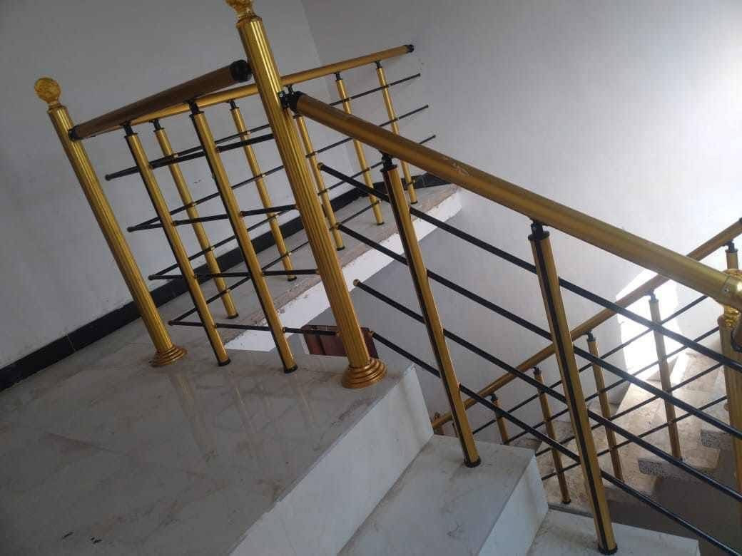 بيت للبيع طابو زراعي سند ٢٥ مساحة ٢٥٠ متر بحي ميكانيك شارع حماية منشأة البيت بناء نضيف عوزه فقط سياج خارجي السعر ٣٥ وبي مجال قليل الاستفسار ***********
