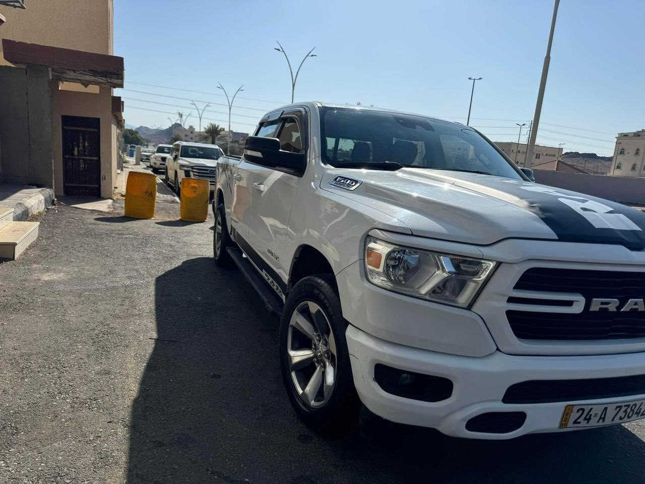 للبيع او مراوس 
دوج رام 2021 بيك هورن 
محرك 8 سلندر هيمي 
باب طويل بدي قصير 
رقم دهوك 
بجم كبس ضرر جانبي 3 قطع
مواصفات لون ستار  شاشه كبيره دوسات مرايه شفط  دوسات بانزين بريك كهربائي 
بيها منظومه غاز ايطالي 100 لتر  
كامل بدون اي نواقص 
وكاله تحويل موجود
المكان الموصل 
السعر 277 قفل
رقم واتساب ***********
***********

بۆ فرۆشتن یان گۆڕین

دۆج رام 2021 – Big Horn
مۆتۆر: 8 سیلێندەر HEMI
بابی درێژ / بۆدیی کورت
تۆمارکردن: دهۆک
بجم کبس – زیانی لايەنی 3 پارچە
مواصفات:
 • ڕەنگی ستار
 • شاشەی گەورە
 • دوسات، ئاوێنەی شفط
 • دوساتی بانزین
 • بریکە کارەبایی
سیستەمی گازی ئیتاڵی 100 لیتر
تەواوە، هیچ کەمێکی نییە
وەکالەی گواستنەوە هەیە
نرخ: 277 (قفل)

📞 واتسئاپ:
***********
***********
