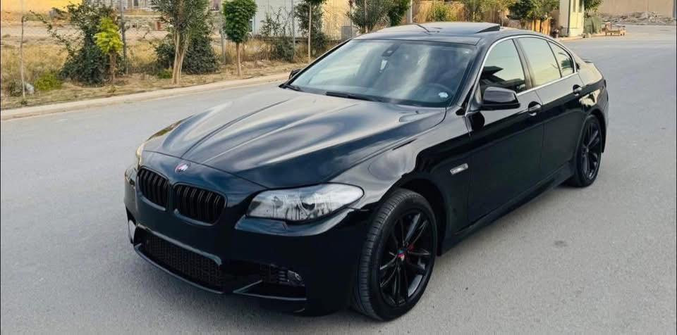 ئۆتۆمبێل: بیئێم 528 مۆدیل 2012   كرايتە M 

رەنگی رەشی مات
4 پستن ی TUIN TORBO 
مواسفات فوول فوول

ســــعر $ یەک کۆمێنـت بکە راســـتەوخۆ بــۆ دێـــت🟢

 خلیجی شەریکە عروش
وەکو سبوخ بەس چامرخی پشت سکنی سبوخە 
مواصفات 
ناو قەیسییە
كوشن گەرم و سارد كاره بايي وشاشه گه وره  و كاميرا وبلاجكتؤر لايت وزينون وڤؤليؤم ولايت  زينؤن وECOوAUXودژه خليسك وتحديد سورعه يه پێج پەردە دەرکە شەفت رادار پشت و پێشی تبرید مرکزی کوشین سارد و گەرم 
فەحس و هەزەی تازەییە
گێڕ  و تبريد  به شەرت
تەحویل و غررامه وبەناوکردن بەشەرت بۆ گۆرینەوەش

ژمارەی خاوەن سەیارە:👇
***********
***********
