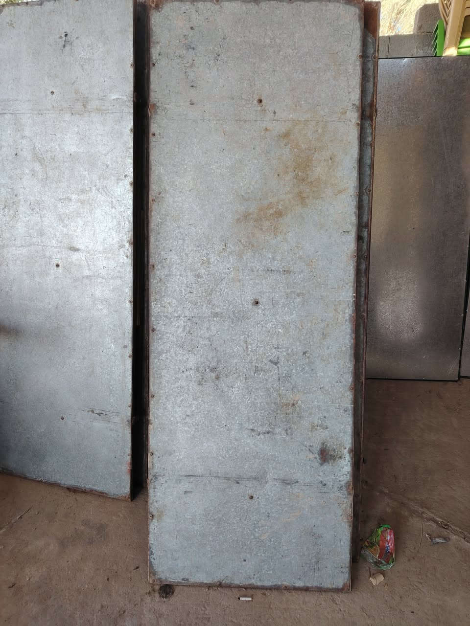 السلام عليكم
عندي ميوزه مستطيل للبيع العدد 150
السعر 30الف وبيه مجال العنوان كربلاء طوريج للاستفسار الاتصال على الرقم ***********
***********
