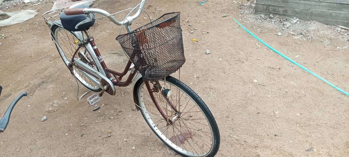 سلام عليكم
باسكل بناتي حجم 26
سعر 100وبيه مجال قليل 
مكان بصره ابي خصيب شراي يجي خاص ويدلل


**إذا كنت صاحب هذا الإعلان وتريد حذفه لأي سبب، رجاءا أرسل رسالة إلى الدعم الفني**