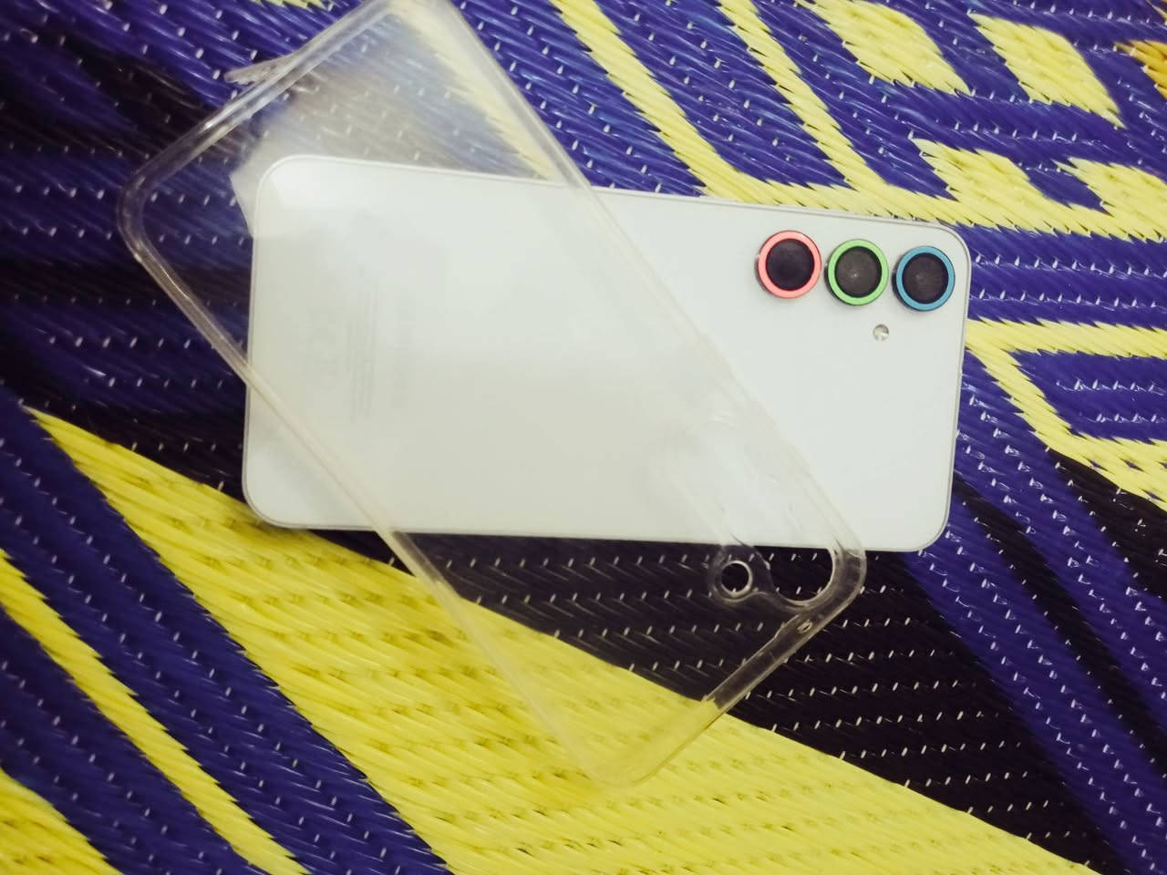 بدون غراض ماعندي توصيل ما داخل تصليح نضافه97بل 100
اسم جهاز سامسونج A55 G5
ذكرته 256 رام 12 دبل شريحه دبل سماعه ستريو 
بصمه بل شاشه بصمه وجه
حافضه بي شفاف جلاتين الزكه اصليه
سعره ٢٨٥ بي مجال بسيط كلش مو شراي لا يتصل رجان
مكاني بغداد حي نصر رقمي *********** وتساب ماعندي
