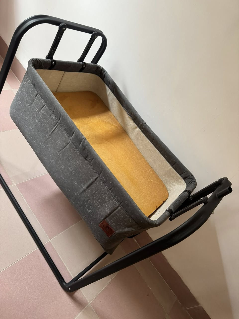 ٨. الف


**إذا كنت صاحب هذا الإعلان وتريد حذفه لأي سبب، رجاءا أرسل رسالة إلى الدعم الفني**