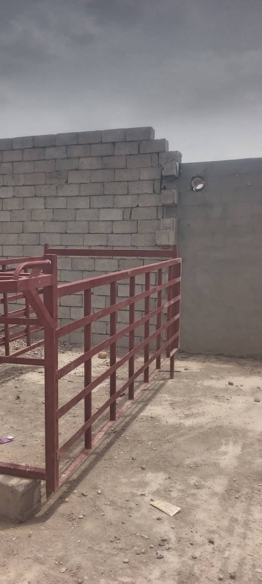 محجر فحل لبيع تفصال👌 جديد بوري✅ الصلي»» الرتفاع 105///مامسخدم هواي
الموقع بغداد /~/🤑السعر 350//وبي مجال بصيط //  لتصال عله هذه الرقم 👈🏻*********** ✅
