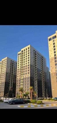 شقة للايجار مؤثثه بلكامل اثاث جديد  ممسكونه سابقاً  مجمع مارينا السكني...