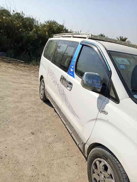 السلام عليكم ستاركس للبيع 2009 مصبوغه سبغ عام رقم دولي بسمي السيارة جاهز السعر 120وبيه مجال امسكر اوتوماتيك الاستفسار  الرقم***********//***********
