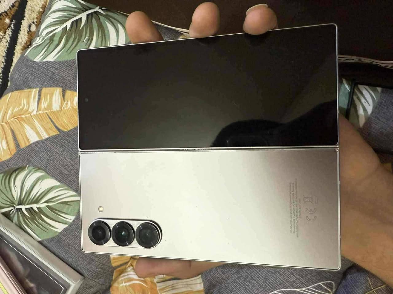 من رخصة الادمن جهاز 6 Z fold ذاكره ٥١٢ دبل شريحه للبيع تومراوس ايفون ١٦ او١٧


**إذا كنت صاحب هذا الإعلان وتريد حذفه لأي سبب، رجاءا أرسل رسالة إلى الدعم الفني**