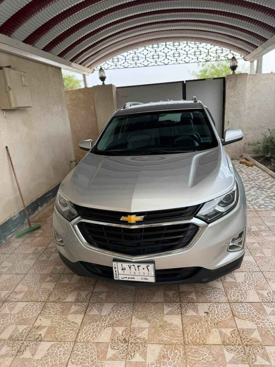 🚘 للبيع – شيفروليه إكوينكس LT موديل 2019

💰 السعر: 14,200 دولار فقط

🔹 الموديل: 2019
🔹 المحرك: 1.5 لتر تيربو (1500T)
🔹 الاستيراد: وارد أمريكي
🔹 رقم السيارة: بغداد
🔹 مكان السيارة: الناصرية – قضاء الرفاعي

✨ المواصفات

✅ تشغيل بالبصمة للأبواب الأربعة
✅ صندوق خلفي كهربائي
✅ تشغيل عن بُعد (Remote Start)
✅ مثبت سرعة
✅ رادار أمامي
✅ رادار جانبي (Blind Spot)
✅ مانع انزلاق
✅ نظام تعليق ذاتي
✅ تحكم أوتوماتيكي بدرجة الحرارة
✅ مصابيح أمامية LED
✅ حساسات ضغط الإطارات (TPMS)
✅ قفل حماية للأطفال

📌 حالة السيارة

✔️ ثلاث قطع صبغ فقط.
✔️ بدون فتح إيربگ (الإيربگات سليمة).
✔️ السيارة بحالة جيدة جدًا، جاهزة للاستخدام ولا تحتاج إلى أي مصروف.

💵 السعر المطلوب: 14,200 دولار
السعر قابل للتفاوض بالمعقول بعد المعاينة.

📍 الموقع: الناصرية – قضاء الرفاعي.
***********
