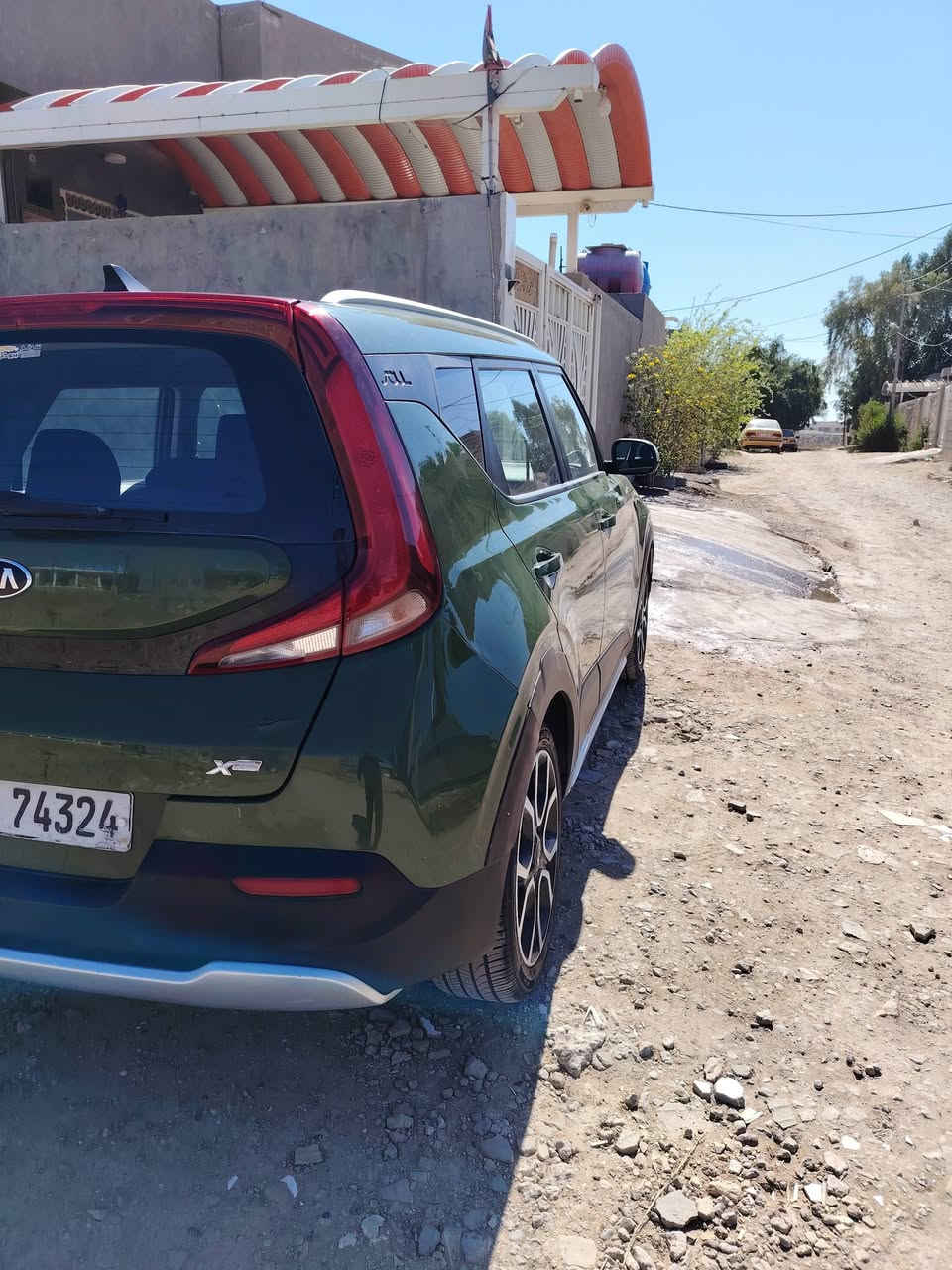 السلام عليكم صول امريكي حادثها كلش بسيط موديل 20 رقم اربيل مواصفات نص فول ماعدا بصمه وفتحه سياره مامفتوح برغي بيها من بدي ومن مكينه وكير  مكينه دوش 2000المرغوبه مكان حلة سعر 140وبيها مجال قليل رقم الهاتف ***********اليحب يتفضل بي واتساب
