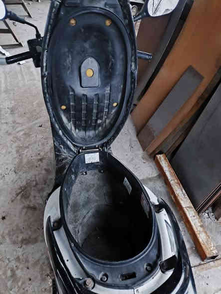 سلام عليكم
ماكس ثعلب للبيع او مراوس ب فورزه نضيفه 

مكفوله محرك و كهربائيات محرك بلادي كهربائيات كلها شغاله شلعه تشك الكاع كلجات بلاديه كيلو متر شغال اناره دشبول كيج بانزين شغال  نقصها بس الذيل الخلفي سعرها 550 عنواني ابو غريب حي الشهداء هاذا رقمي *********** أو مراسله خاص
