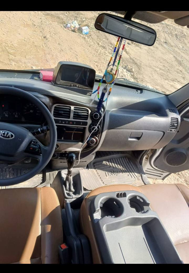 سلام عليكم كيه بنكو موديل 2020 رقم بغداد  
العنوان ديالئ بعقوبه
 السعر 128.
 هاتف  ***********
