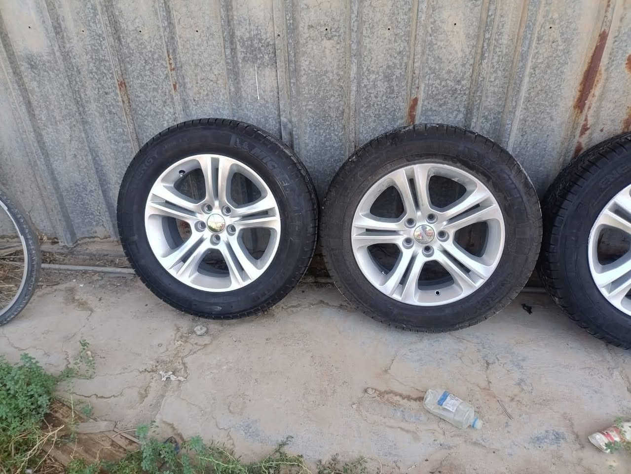 تخم مع التاير السعر ٢٧٥ الف قفل مراسله   ***********🟢 𝕎𝕙𝕒𝕥𝕤𝔸𝕡𝕡 فقط
