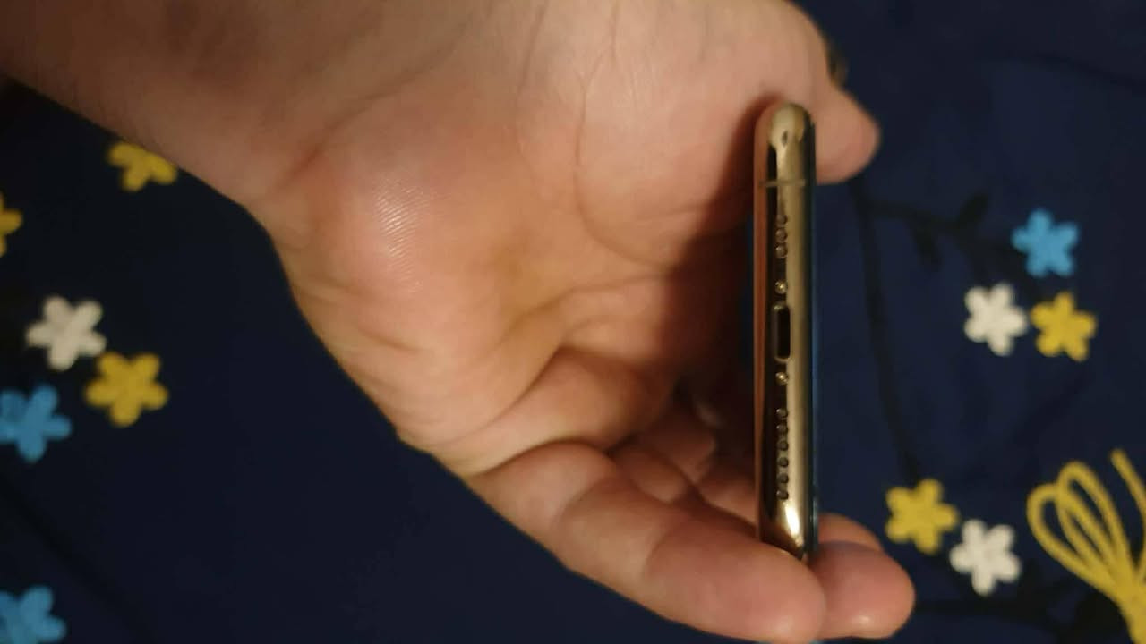 ايفون 11 برو ذاكره64 بطاريه 73 جهاز جديد شخط مابي كله شغال مكفول مبدل فقط شاشه اصليه مال تفصيخ ومكفووول مكاني بغداد كاظمية ميه سعره 200 قفل ***********
