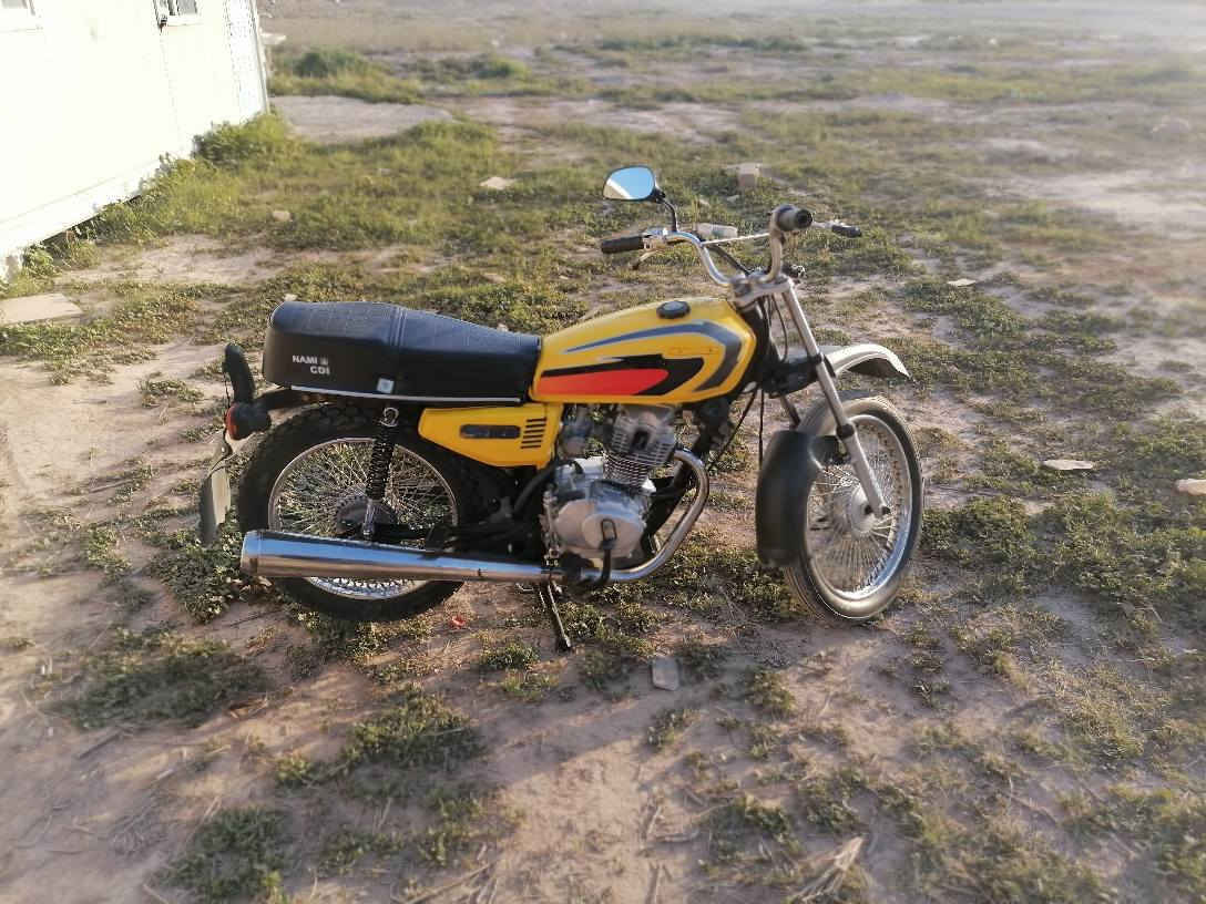 السلام عليكم دراجه تايگر ايراني اربعه گير موديل 23 اوراق كامله الأصليه  محرك نظيف وناعم ولفات بي ام تحوير تفصل بيها شگد متريد السعر 400 وبيها مجال مكان بغداد القرية النفطيه
*********** بغداد, العراق
