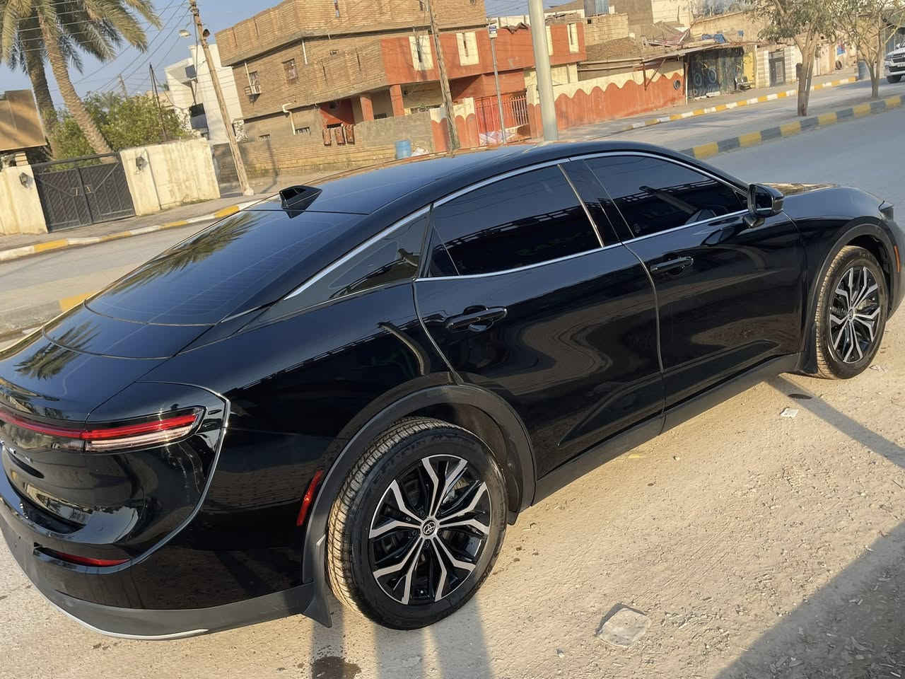 السلام عليكم 
كراون للبيع موديل 2025 مواصفاتxle هايبرد 
الضرر جاملغ عكس السايق وبونيد 
بدون دواخل 
عداد المسافه20 الف 
مكان السياره سامراء 
السياره دخول جديد فحص 
تترقم بغداد وباقي المحافظات عدا الشماليه 
سعر السياره 285ورقه
للتواصل خاص او على الرقم ***********
