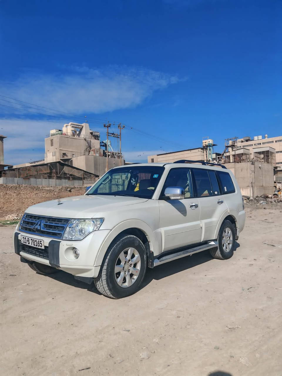 للبيع فقط
السلام عليكم باجيرو حبتور مديل 10  6 سلندر السياره كفاله عامه فول مواصفات شاشه دمام فتحه مري كهربائي بيه بس بارد موضح بالصوره فقط جاهزه السياره من كلشي وبلعافيه على ياخذه 
مكاني بابل 
للأستفسار ‏‪***********‬‏

‏‪‏‪***********‬‏
