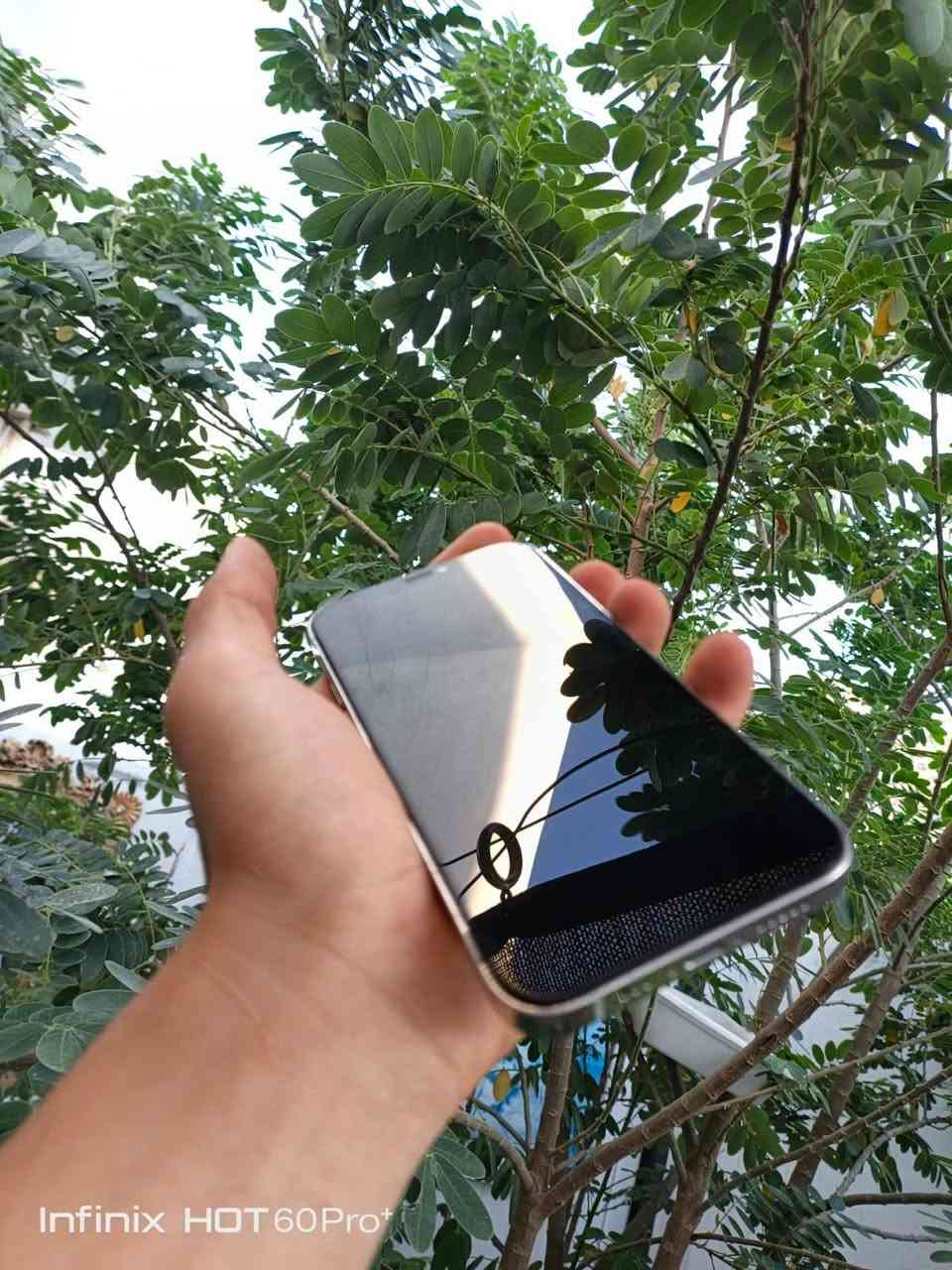 سلام عليكم ايفون 12 pro مبدل بطاريه وشاشه الجهاز كلشي بي شغال ما بي أي عيب ذاكره 128 فيس اي دي شغال ويا كفر سعر 275 وبي مجال لل شراي مكاني نجف شارع الصب رقمي *********** متوفر واتساب

