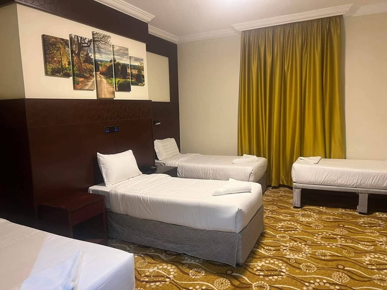 مستمرين باستلام جوازات عمرة نصف السنه
~فندق منارات غزه 5 نجوم قرب الحرم مشياً على الاقدام 
ولا زلنا مستمرين باستلام جوازات عمرة شهر رمضان المبارك 
~فندق فجر البديع 1 
للاستفسار مكتبنا الرمادي شارع 40 مقابل فندق الانبار الدولي 
***********
***********
