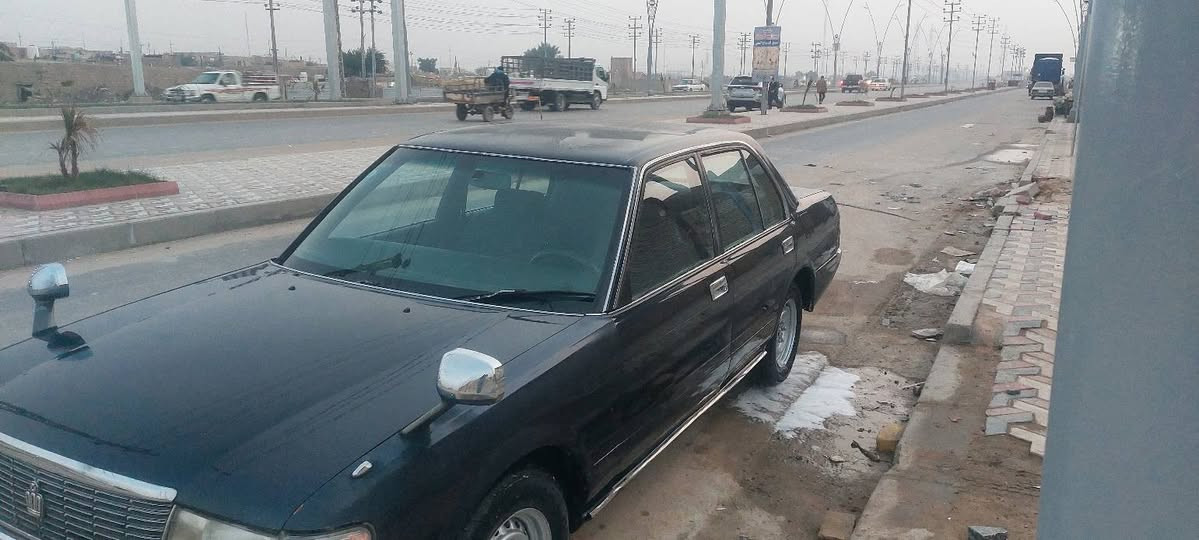 كراون ديلوكس سياره جاهز من جميع النواحي تبريد ثلج  رقمهه انكليزي  حداديه تخم تاير سعرها 77مكفوله عنوان ناصريه سوق الشيوخ
رقم ***********
