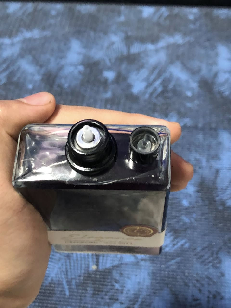 للبيع او للمراوس عطر Elegance من cronford
بديل بوا امبيريال 
مستخدم منه رشات اقل من مل ماخذه من الرجل الفضائي والوصل موجود والكارتون موجود والتفاصيل موضحه بالصور تكدرون تتاكدون منه اصلي 
السعر 40 الف مع العلم ماخذه ب50 مثل ماموضح بالوصل 
توصيل موجود 
ومراوس موجود نزل شنو عندك بالتعليقات او بالخاص


**إذا كنت صاحب هذا الإعلان وتريد حذفه لأي سبب، رجاءا أرسل رسالة إلى الدعم الفني**