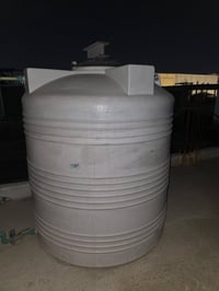 تانكي ماء • ٢٢٠٠ لتر • مستخدم قليل