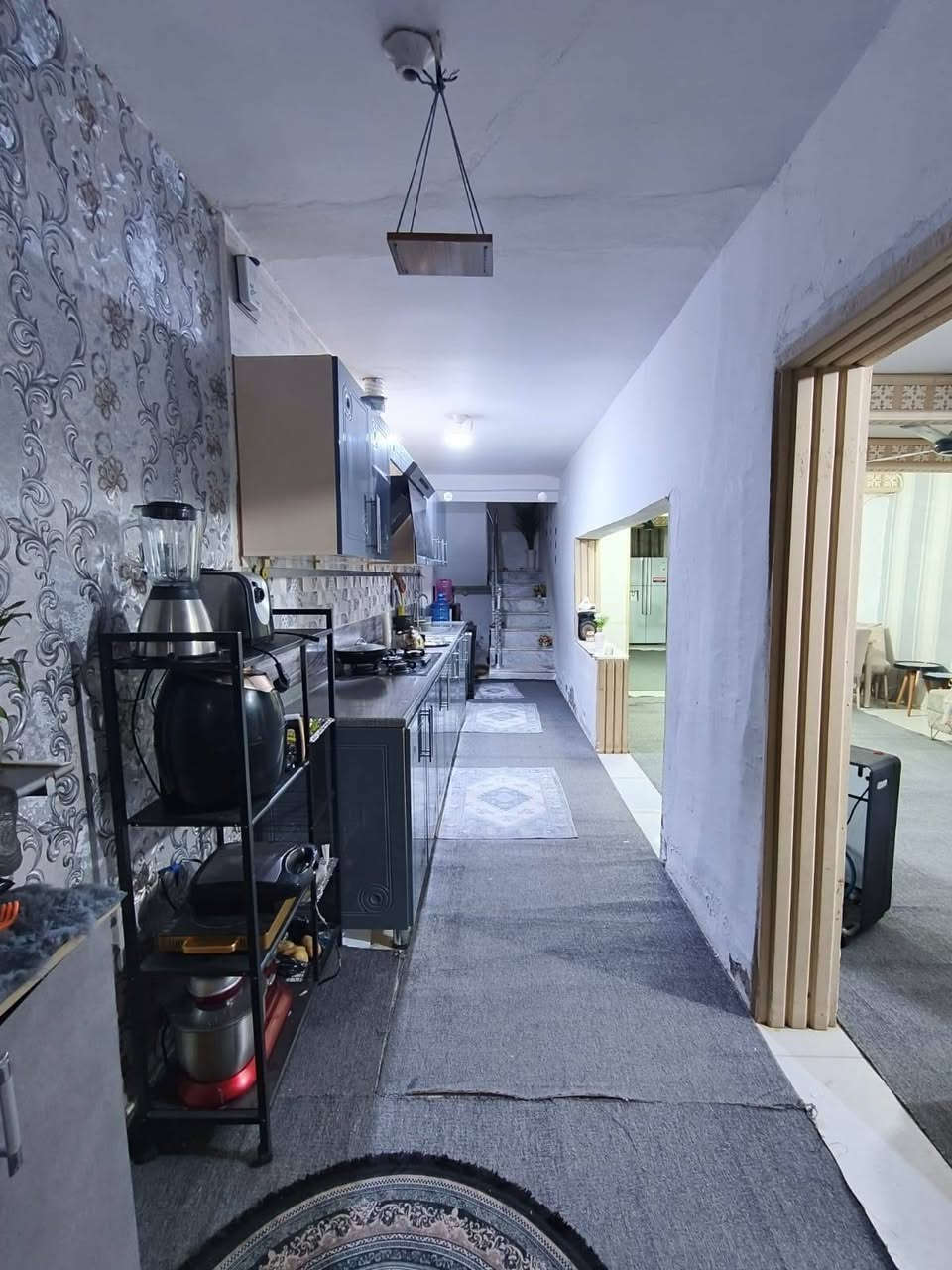 🫧✨مشتمل 120م شارع 12م بالضباط ✨🫧

🫧✨رقم الاعلان ((94))✨🫧

◽المنطقة : ((الضباط))

🫧نوع العقار: ((مشتمل))

◽المساحة: ((120م))

🫧الوجه: ((6م))

◽النزال: ((20م))

🫧عرض الشارع : ((12م))

◽حالة البناء :  ((مرمم حديث))

🫧تفاصيل البناء : ((طابقين))

✨الطابق الأول يتكون من استقبال وهول ومطبخ وغرف نوم عدد (1) وصحيات

✨الطابق الثاني يتكون من غرف نوم عدد (1) 

◽اقرب نقطة دالة : ((جامع الامام علي عليه السلام))
 
✨و لمزيد من التفاصيل يرجى التعليق (((ب تم)))

✨او الاتصال ***********

✨او زياره مقرنا الكائن في داموك طشاش قرب الاسعاف الفوري
