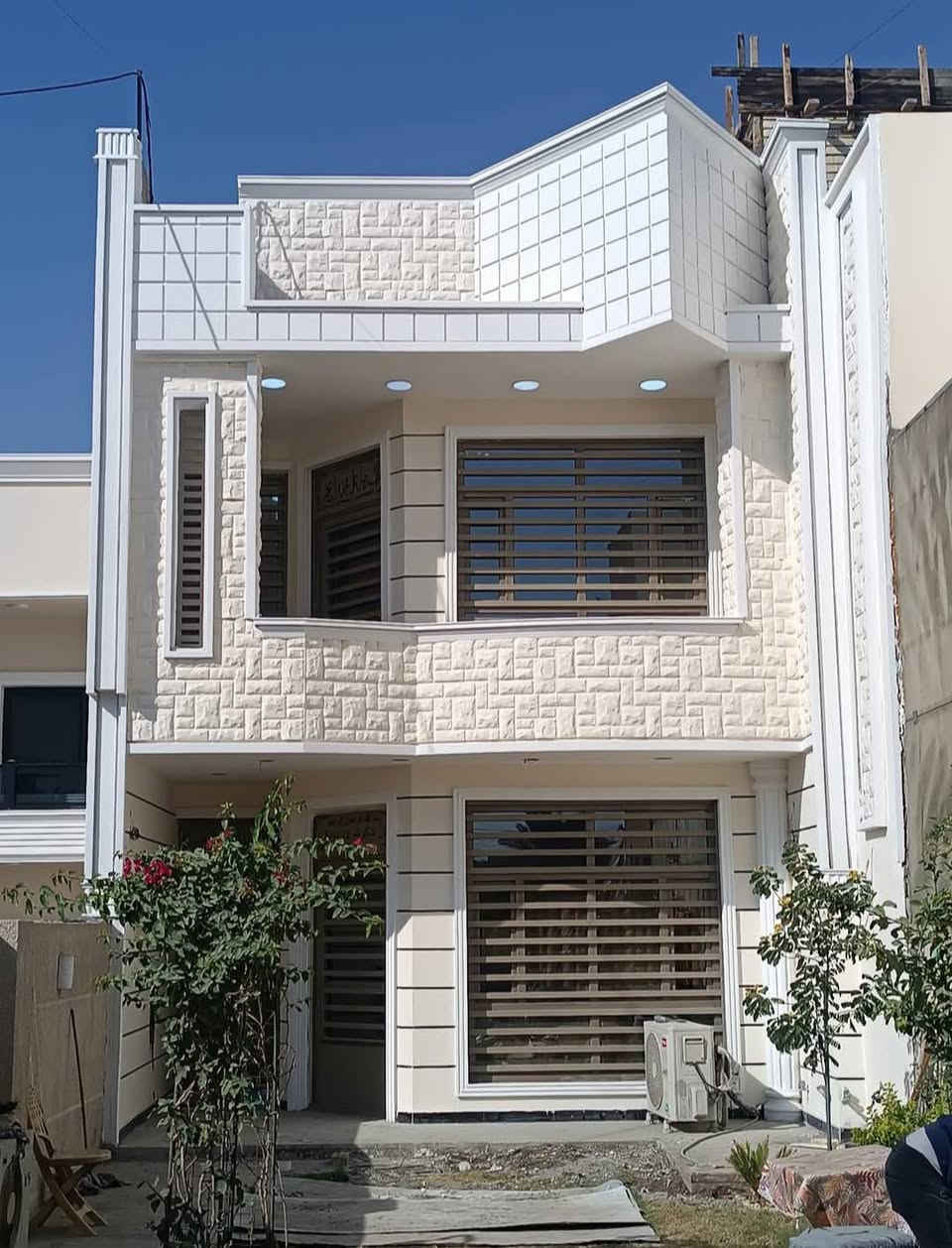 شغل واجهات وصبغ دواخل وديكورات 
((الستفسار ***********🩷))
