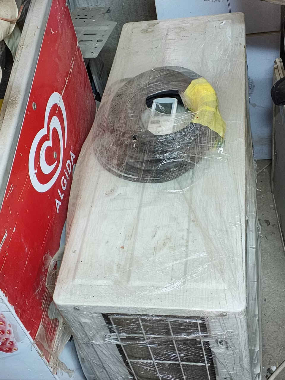 سبلت البيع اسمه اواكس كله شغال كامل بواريه جدد سعره 350 الاتصال ***********
