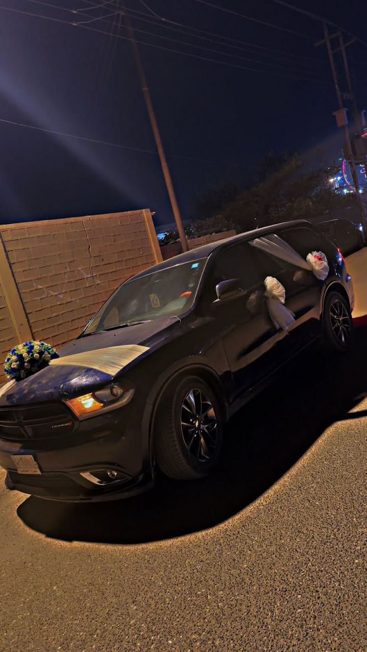 السلام عليكم
دورنكو 2014  ازرق سته سلندر سبعه راكب ضربتها بسيطه بدون دواخل بنيد وجاملغ البند مصبوغ والجاملغ الأمامي الايمن مصبوغ والجامع الأمامي الأيسر بي بارد فقط  مواصفات الجي تي غنيه عن التعريف شاشه جبيره شفتات خلفيه دبل كزوز نظام ترحيب تشغيل عن بعد تدفئه في الكشنات والاستيرن تبريد ما شاء الله السياره مكينه كير خير من الله ماشيه 146 الف كيلو مو ميل السياره مال بيت رقم بصره بأسمي السنويه نهاية سنه 2027 منظومه البانزين جديده عبوه وبلكات ونوزلات وراديتر كله جديد تخم تاير الصيني وكل التفاصيل مذكوره 
السعر 215 
مكاني ابي الخصيب حمدان 
الرقم ***********
