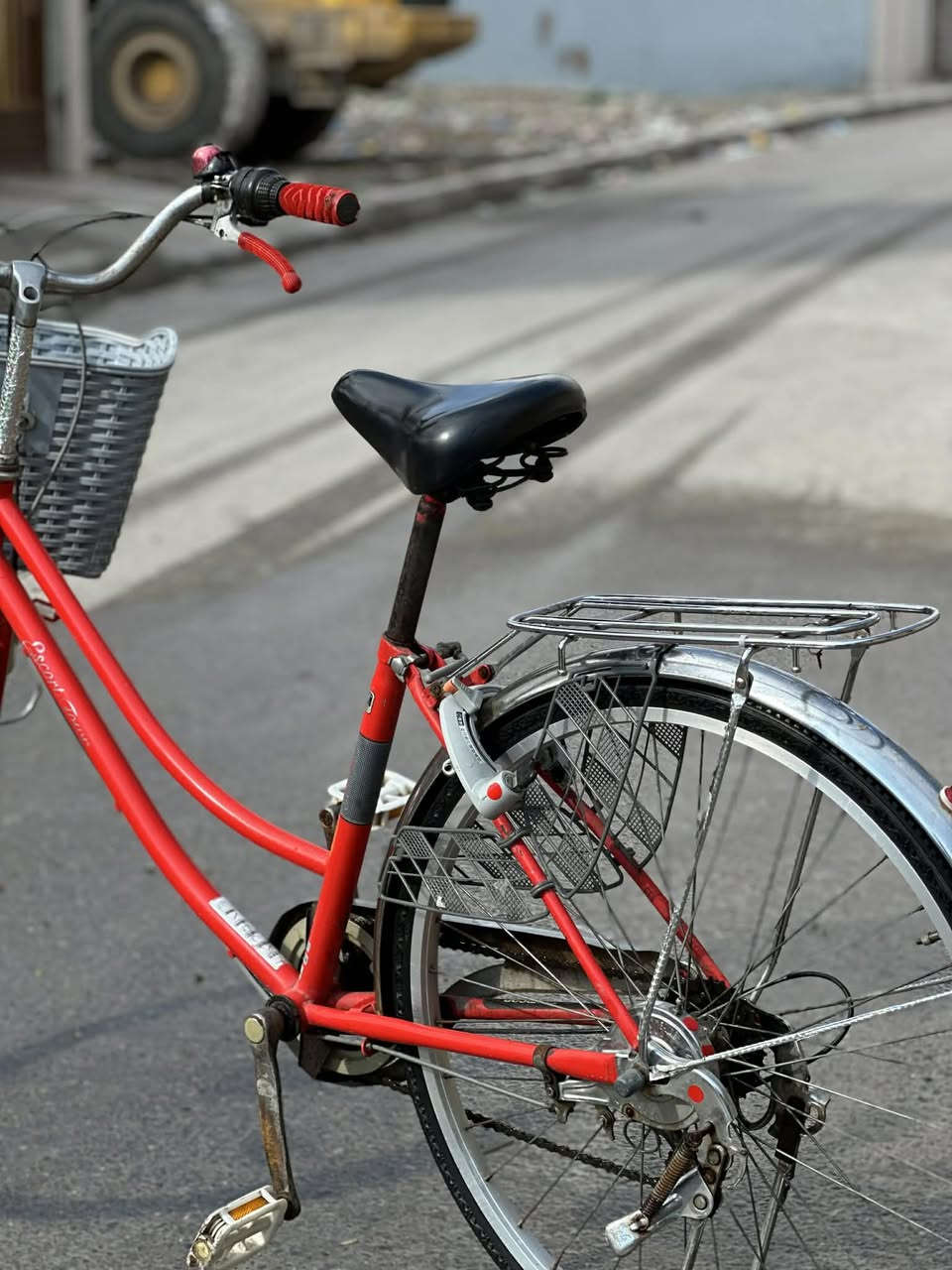 السلام عليكم 
 للبيع باسكال عبدحليم احمر كير 
السعر 110 للتواصل علا الرقم وا الخاص 
***********
