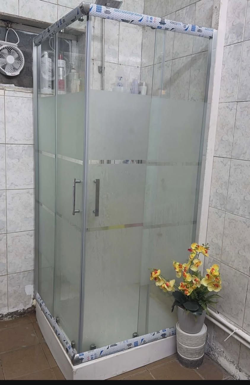 اغراض للبيع طبلات سيت وطبله وسطيه ضررها موجود وميز طعام واربع كراسي وشاور حمام


**إذا كنت صاحب هذا الإعلان وتريد حذفه لأي سبب، رجاءا أرسل رسالة إلى الدعم الفني**