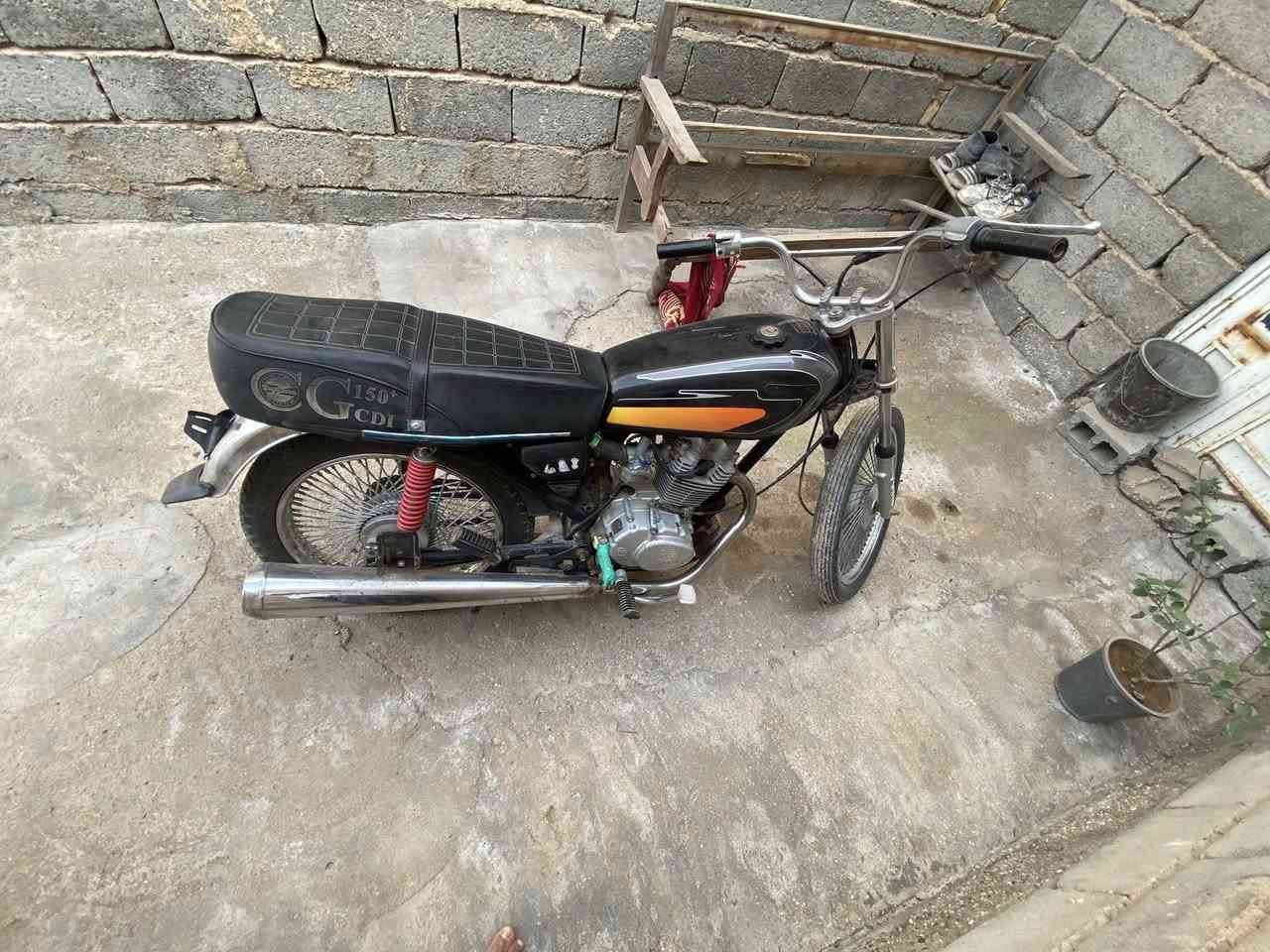 اسلام عليكم متاح دراجه تايكر موديل ٢٠(اوراق اصولي)درجه غرضها كلهن جدد يردلها بس بستم مكاني المسيب سده الهنديه 
ب ٣٢٥وبيها مجال
***********
