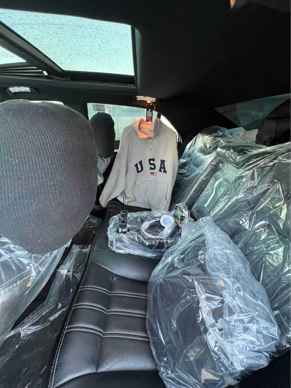 ئۆباما ٢٠١٨ کلین تایتڵ یەک شتی نیە فول فول مواسەفات ٣٠٠ s سلاید پانۆراما حەساسس کوشین جلد حەساسس بەسمە و شەغال فول فولە بۆ زانیاری زیاتر پەیوەندی بە خاوەنەکەی بکەن نامە بۆ من مەنێرن تکایە تەلەفۆن بۆ خاوەنی بکەن 

(☎️ *********** ) أربيل, العراق
