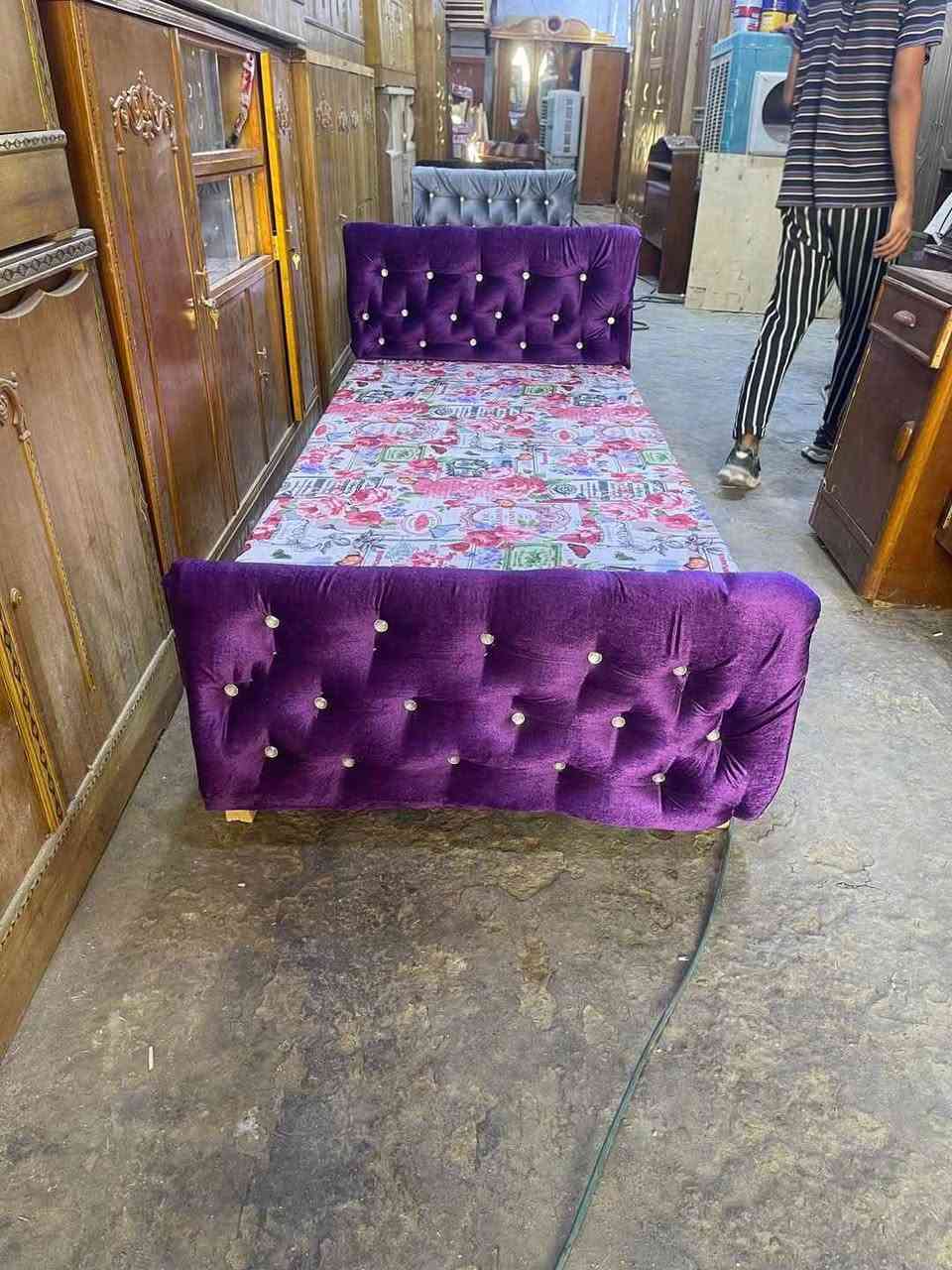 جربايه نفر نجاره شغل درجه أوله
تخته ست ارجل بلتخته اربع جسور تتحمل الوزن 400 وأكثر
خشب بلوك ابيض ٢٠ مليم ووفوكه طبقه معاكس تحمي الخشب
الوان حسب الطلب كل لوان متوفره
القياس عرض 90 وطول مترين حلة, بابل


**إذا كنت صاحب هذا الإعلان وتريد حذفه لأي سبب، رجاءا أرسل رسالة إلى الدعم الفني**