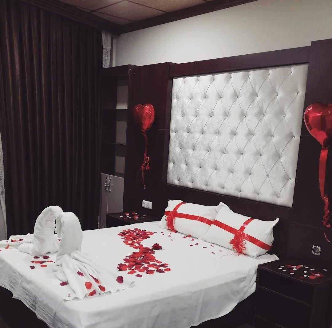 مفروشات فندقية بأعلى جودة ✨

نوفر لكم أفضل أنواع الشراشف، المخدات، والديباج بخياطة دقيقة وجودة تليق بالفنادق والمنازل الراقية 🛏️

✔️ خامات ممتازة ومريحة
✔️ تفصيل حسب الطلب
✔️ أسعار مناسبة للجملة والمفرد
لا زلنا نسعى جاهدين للرقي بعملنا حتى نبلغ اقصى درجات الرضا لزبائننا الكرام وبشكل يضمن الوصول الى التكامل المطلوب في العمل والنوعيه والجوده والتجربه ستكون افضل مقياس

نشكر ادارة فندق شعبان في محافظة دهوك لثقته بمنتوجاتنا من المفروشات ونعدكم بتقديم الافضل دائما وابدا


**إذا كنت صاحب هذا الإعلان وتريد حذفه لأي سبب، رجاءا أرسل رسالة إلى الدعم الفني**