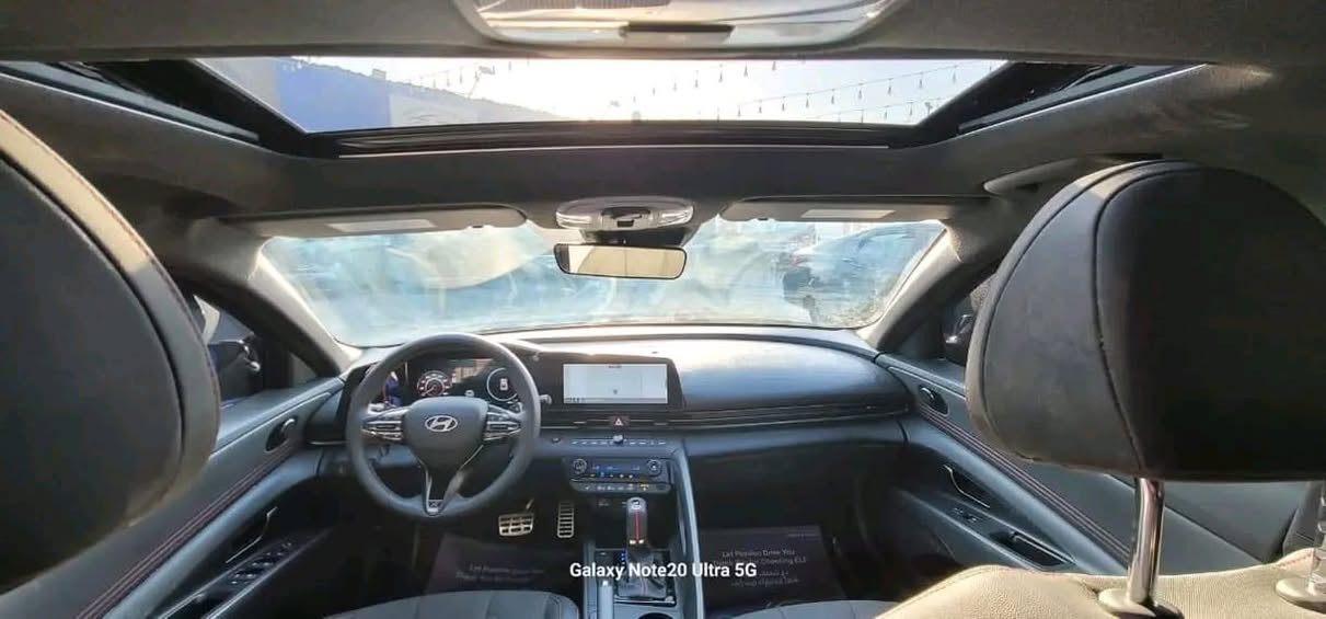 سلام عليكم للبيع الانترة وارد أمريكي موديل ٢٠٢٤ فول مواصفات رقم قادسية شهدا  مكلف بل نشر  للستفسار أنتصال‏***********
