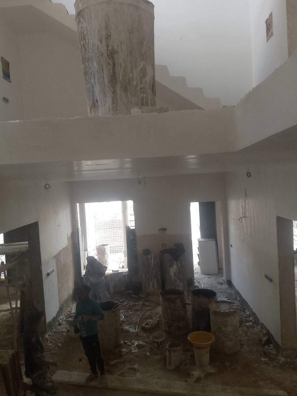 ***********سلام عليكم لباخ متفرغ حالين سمنت وجص وبورك واجهيات سقل وتقطيع نشتغل عل متر وبيك خير وتدلل شرط لعمل ولتزام بل وقت وسعر معقول وتجي وشوف شغل بعينك
