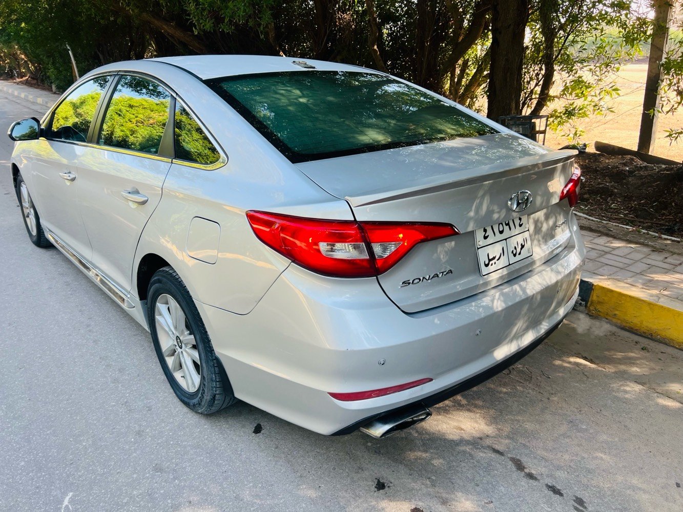 سلام عليكم عندي سوناتا 2015 رقم شمالي تحويل او وكالة . محرك 2400 . السياره sport عدى البصمه والفتحه . حادثها قطعتين و بيها حالوب بالعراق بدون اي داخل شرط . جاهزه من كلشي بدون اي نقص سعرها 100 شده قفل 🔏 من الاخير للاستفسار ***********