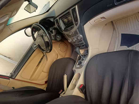 السلام عليكم شيري A3 شركة العامة السيارة جاهزة من كل شي وبدون أي نقص مكينه كير تبريد كله تمام كهربئيات بسمي مكاني بغداد البلديات السعر 52. بيه مجال بسيط *********** احمد اخوان السيارة جاهزة من كل شي
