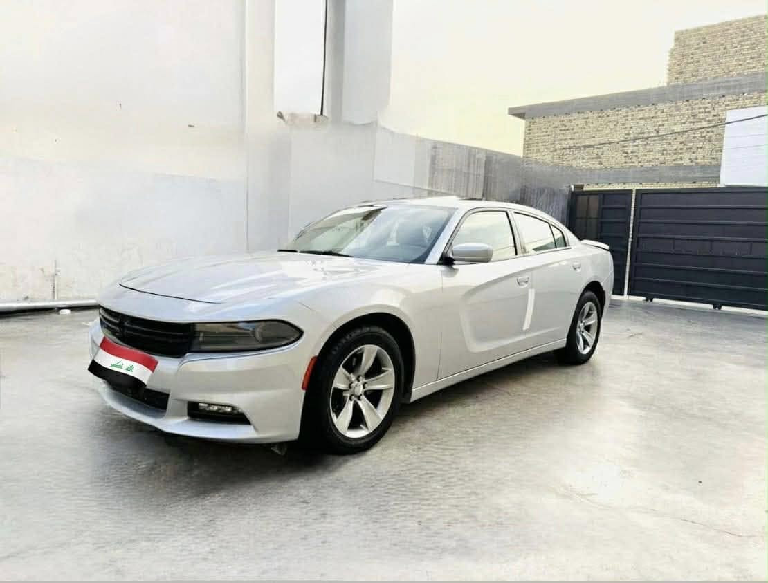 جارجر 2021 رقم بغداد انكليزي بسمي حادث جاملغ وبنيد بدون شاصي كفاله عامه 
فول مواصفات فتحه كشنات جلد كشن ذاكره تدفئه تبريد بلكشنات 
السياره جديده ومابيها اي نقص 
السعر 225 
مكان السياره الحله البكرلي 
***********
