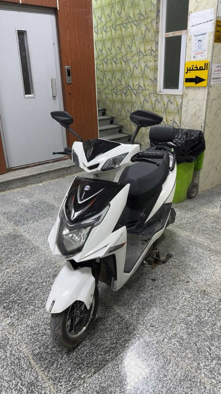 دراجة شحن 6 بطاريات جديدة صارلي شهرين من مآخذها سعرها ٧٠٠ وبيها مجال مراسله واتساب ***********
