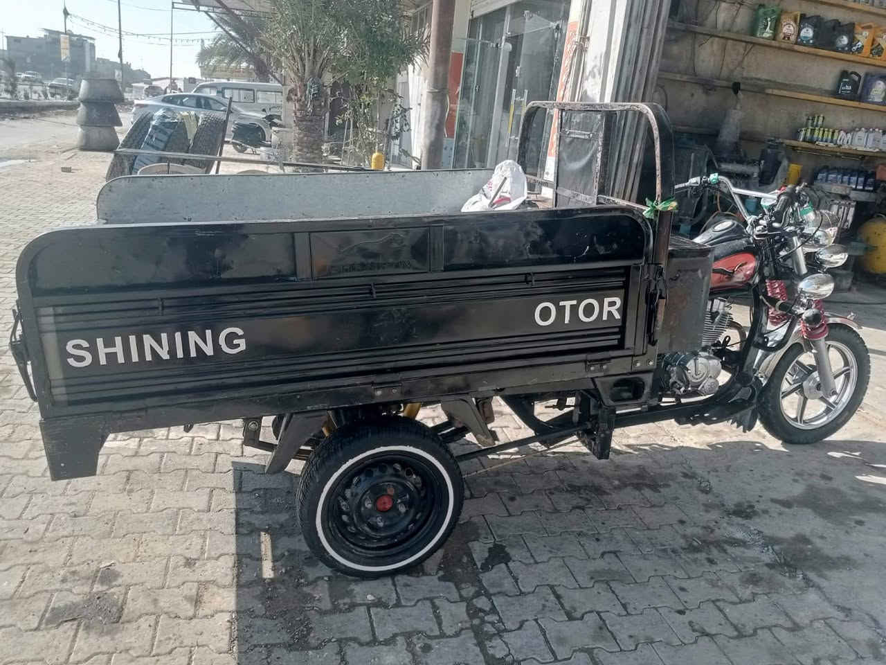 السلام عليكم ستوته للبيع موديل 21 مقفوله كفاله عامه ما متواجد على الفيس الانتصار على الرقم مكاني النجف حي النداء
***********
