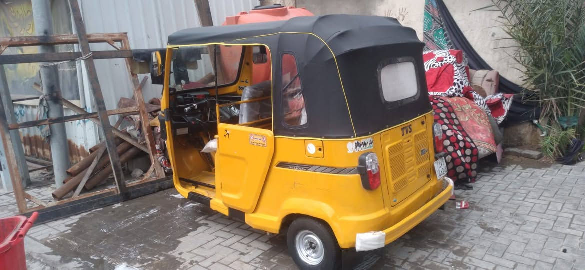 تكتك للبيع تي في اس 
رقم وسنوية مديل 2019/11 .
محدثه 2022 مكينه مفتوحه 
بس دوسه مصبوغه بيها السعر
5 ملايين وبيها مجال 
البصرة الحيانيه موسى الكاظم
اي إستفسار اتصل ***********
