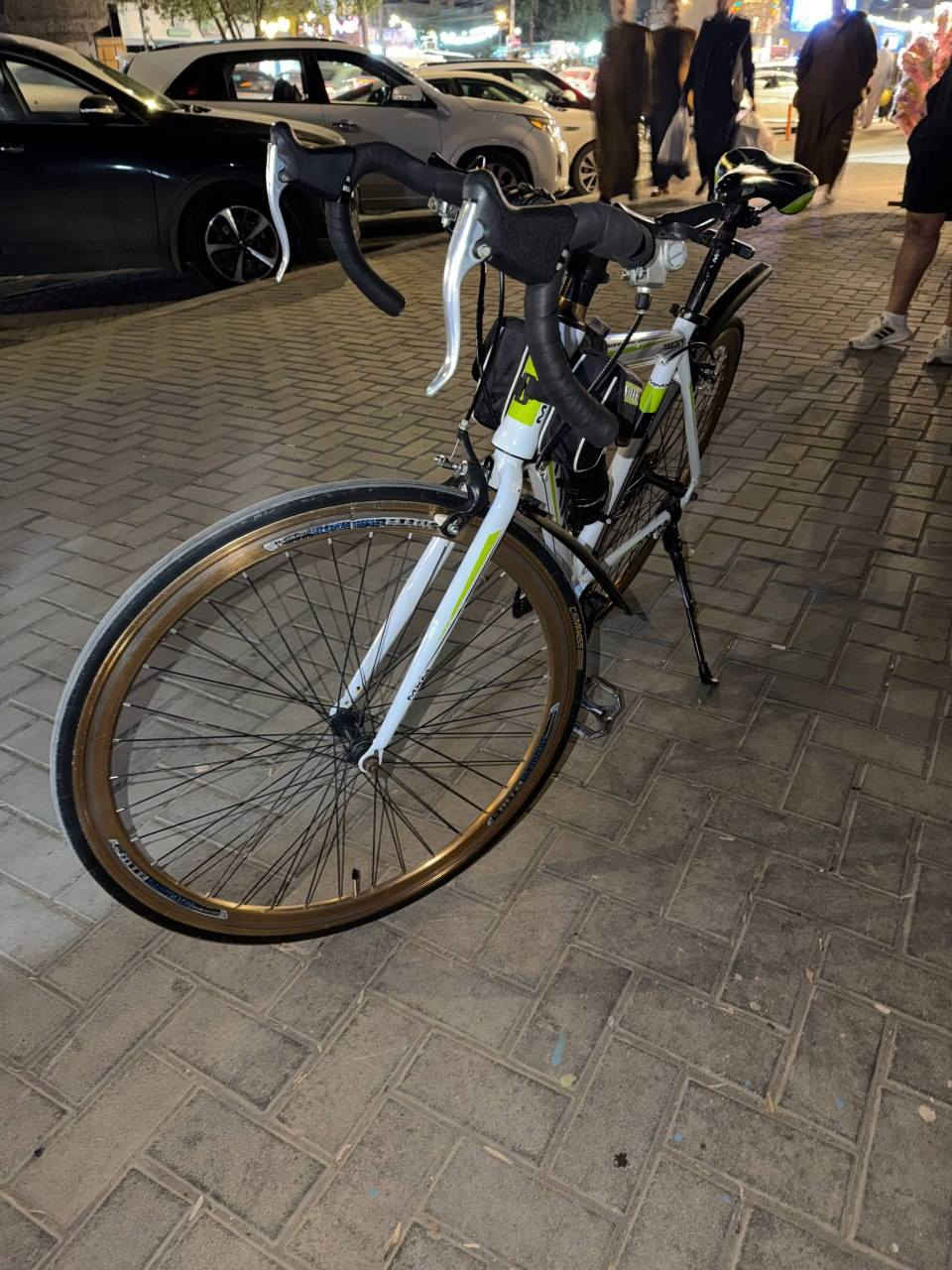 بايسكل سباق باله نظيف اخو الجديد ما مبدل اي شي السعر 250 قفل


**إذا كنت صاحب هذا الإعلان وتريد حذفه لأي سبب، رجاءا أرسل رسالة إلى الدعم الفني**