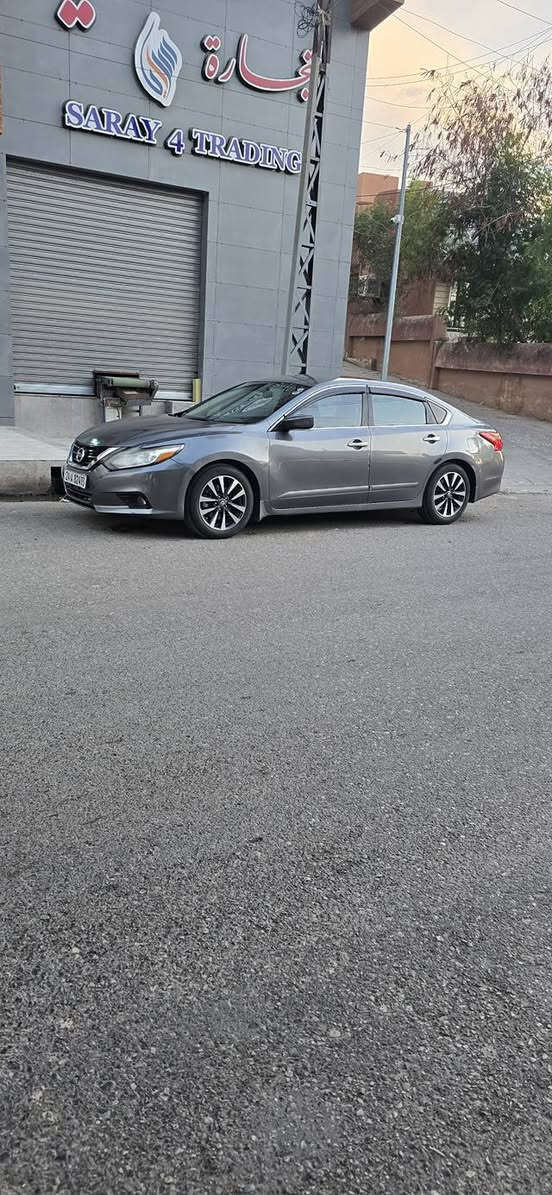 نيسان اليتما للبيع الموديل ١٦
الفئة sv
المواصفات 
بصمة
تشغيل عن بعد
كشن كهرب
ردادر جانبي
تحكمات

 صبغ بوند فقط
سيارة ماشية ٨٨ الف 
السيارة جاهزة بدون نقص 
تحويل مباشر سيارة باسمي


**إذا كنت صاحب هذا الإعلان وتريد حذفه لأي سبب، رجاءا أرسل رسالة إلى الدعم الفني**