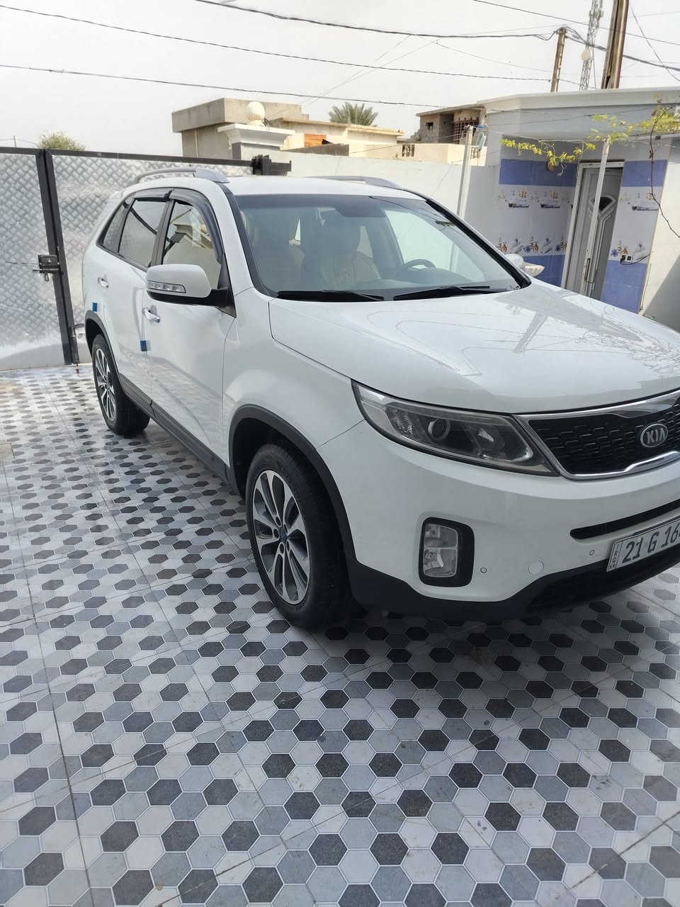 سورنتو مديل ٢٠١٣ شكل ٢٠١٤  مكينه ٤ سلندر مفتوح بس قبق الفوك تبديل واشر بشرط  مكفوله السونار بل منشور  السياره جديده نضيفه فول موصفات عده البنرامه  ٣قطع تبريد ٧راكب بصمه ابواب اوتشغيل  بردات بلد مري شفط اشاير بلمري لد ترحيب عنده القتارب  حساس امامي خلفي كامره خلفي  سنويه ٢٠٢٩ السعر ١٧٥ بيه مجال بصيط  العنوان ديالى المقداديه ***********
