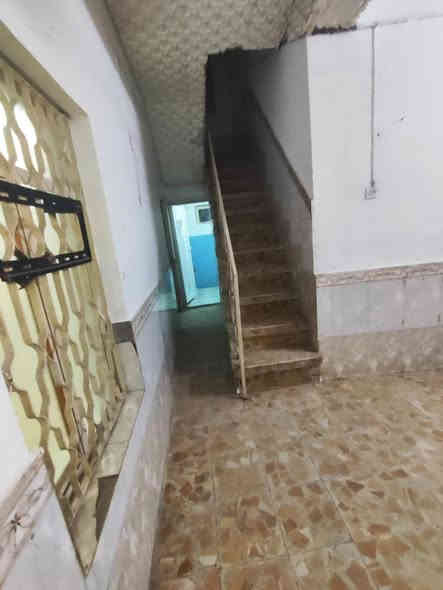 يعلن مكتب البحر للاستثمارات العقارية

عن توفر بيت للاجار في الجَعيات الثالثه

مساحة 120

مواصفات البيت

غرف عدد3
صاله
استقبال
ومطبخ
وصحيات داخليه وخارجيه

سعر الايجار 650 الف

للاستفسار زيارة موقعنا الكائن في البصرة _الجبيلة _ شارع العام مقابل سوقالجبيلة  او الاتصال على الارقام التاليه 
‏ ***********
‏ ***********
