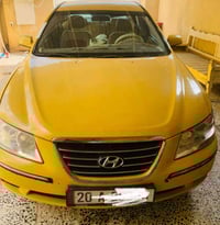 سوناتا ٢٠١٠ • أصفر أجرة • ٢٤٠٠ سي سي